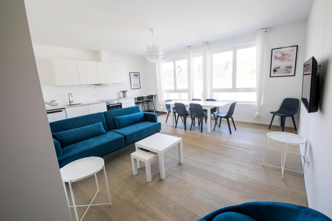 Travelease - Midi Bed & Breakfast Anderlecht Bagian luar foto