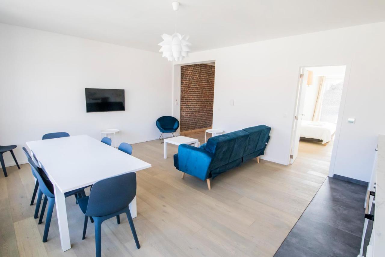 Travelease - Midi Bed & Breakfast Anderlecht Bagian luar foto