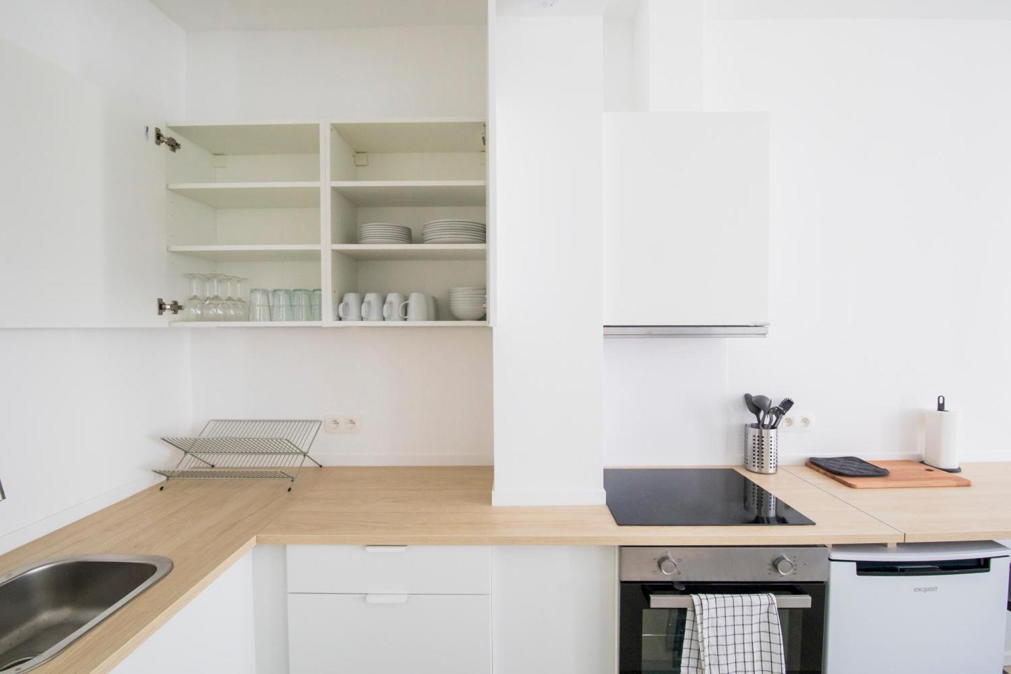 Travelease - Midi Bed & Breakfast Anderlecht Bagian luar foto
